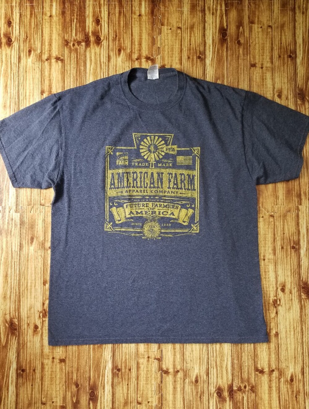 Jerzee FFA American Farm Men's XL Graphic Shirt Heather Navy Future Farmers